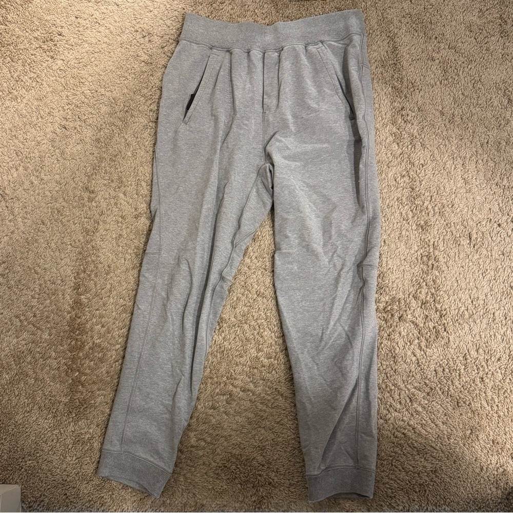 LULULEMON Men's Gray Pants